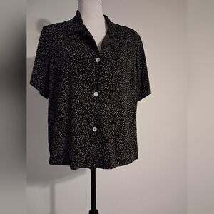 Women's Black and White Patterned Top Size 20WP